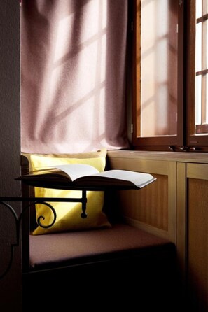 Luther Single Room