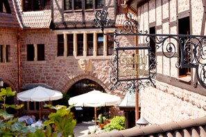 Courtyard - Romantik Hotel Auf Der Wartburg (Eisenach)