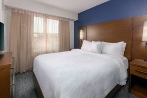 Premium bedding, in-room safe, desk, iron/ironing board - Residence Inn by Marriott Boston Brockton/Easton (Brockton)