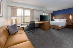 43-inch Smart TV with satellite channels, TV, Netflix - Residence Inn by Marriott Boston Brockton/Easton (Brockton)