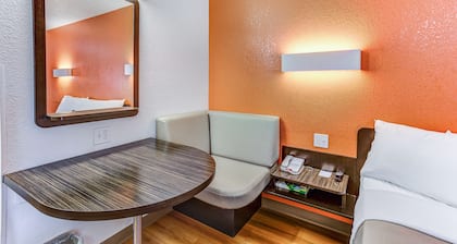 Motel 6 Portland, OR - Tigard West