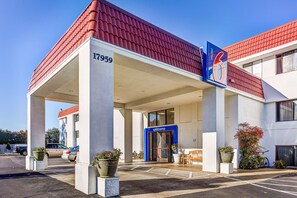 Exterior - Motel 6 Portland, OR - Tigard West (Tigard)