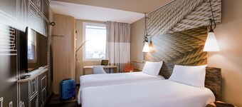 ibis Paris Défense Courbevoie