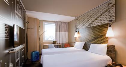 ibis Paris Défense Courbevoie