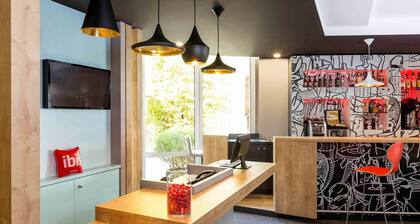 ibis Lannion Cote de Granit Rose