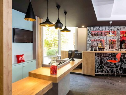 ibis Lannion Cote de Granit Rose