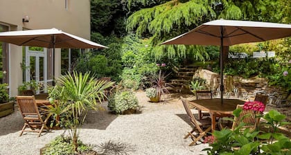 ibis Lannion Cote de Granit Rose