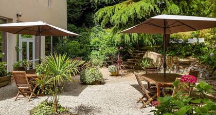 ibis Lannion Cote de Granit Rose