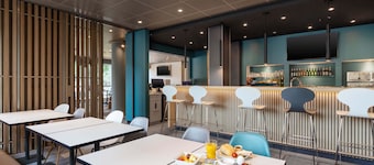 B&B HOTEL Wuppertal-City