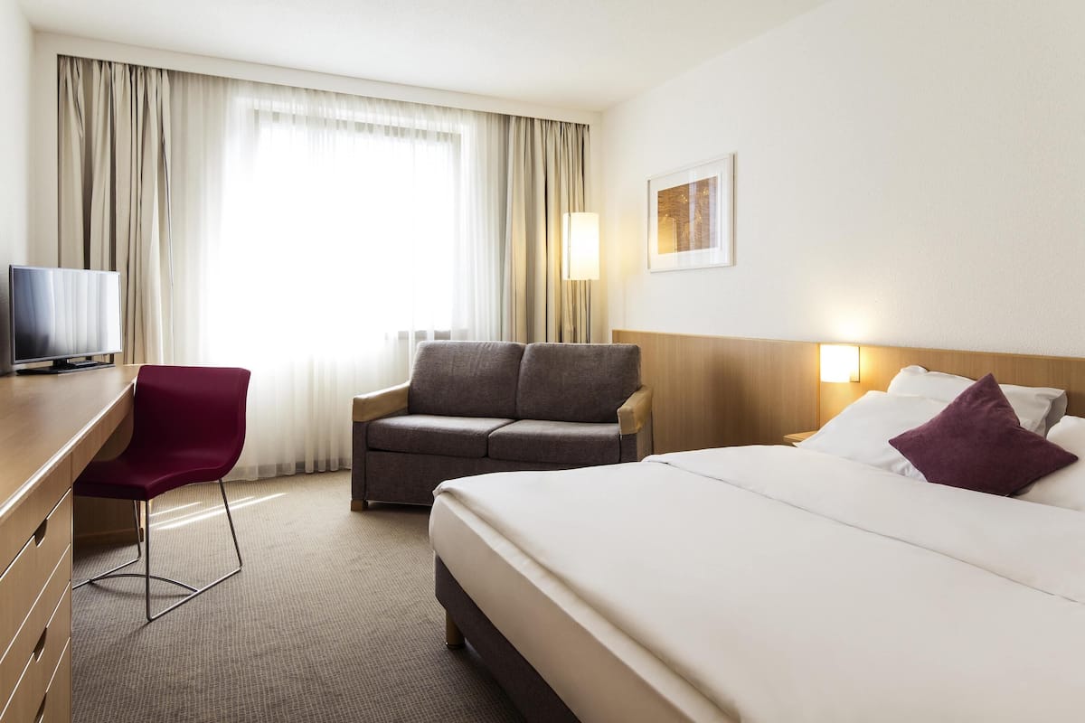 Allergiatestatut vuodevaatteet, tallelokero huoneessa