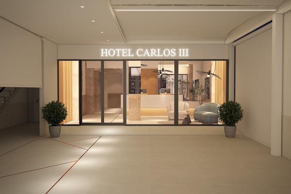 Façade de lâhĂ©bergement