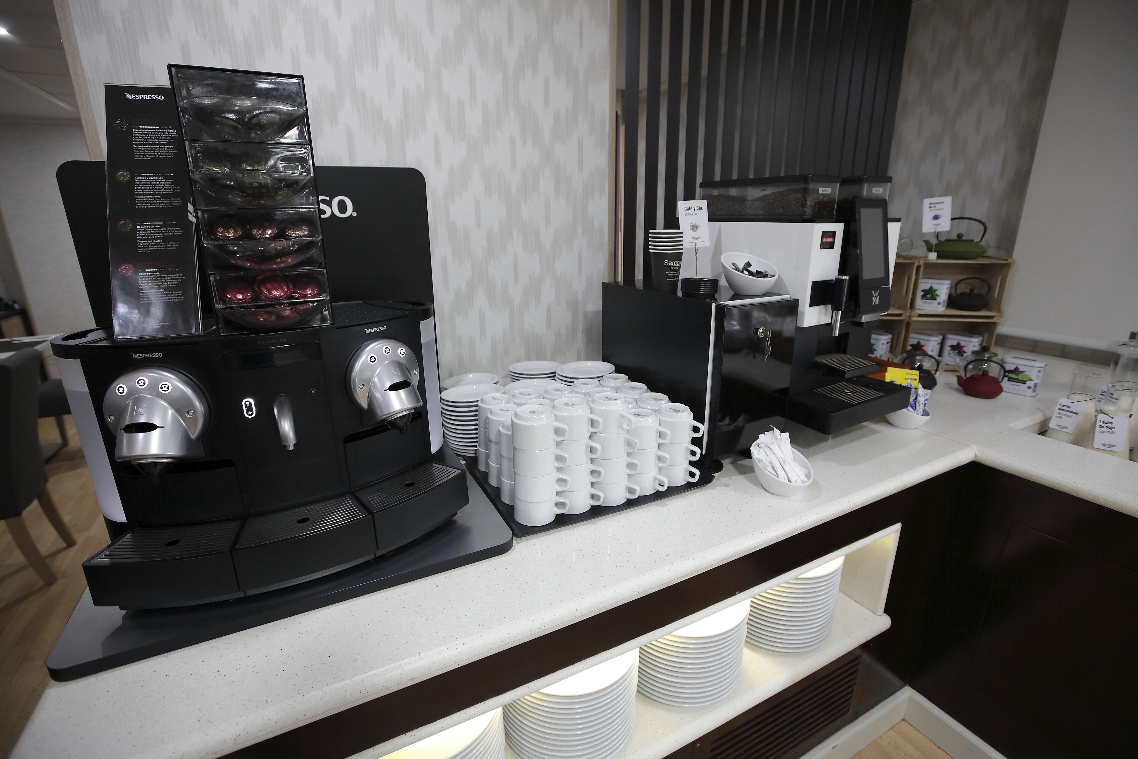 daily full breakfast (eur 14 per person)