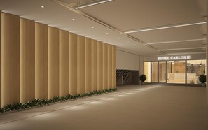 Property entrance - Hotel Sercotel Carlos III (Cartagena)