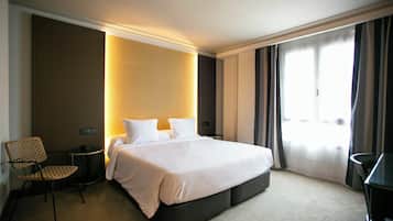 Minibar, in-room safe, desk, blackout curtains