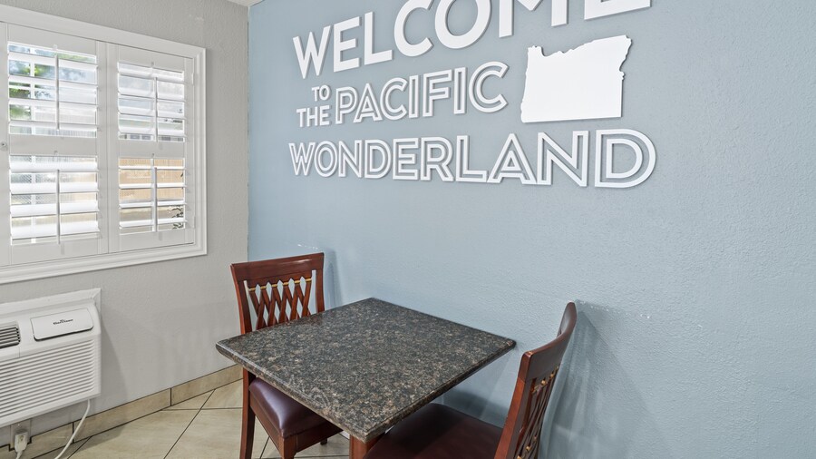 Travelers Inn Medford