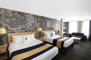 Comfort Room, 2 Queen Beds | Premium bedding, pillowtop beds, in-room safe, blackout drapes