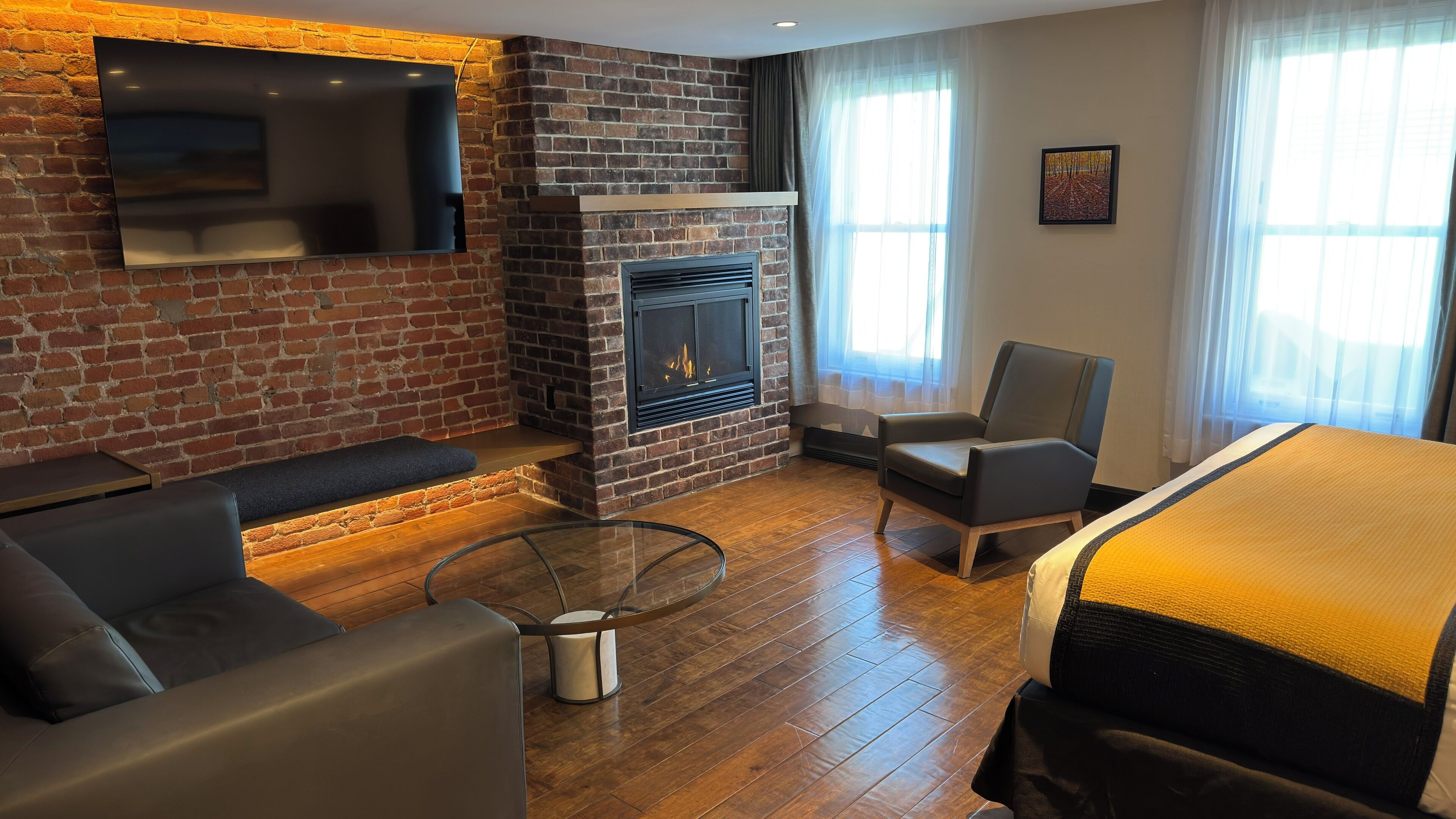 华丽客房, 1 张特大床, 壁炉 | 高档床上用品、加厚床垫、客房内保险箱、遮光窗帘