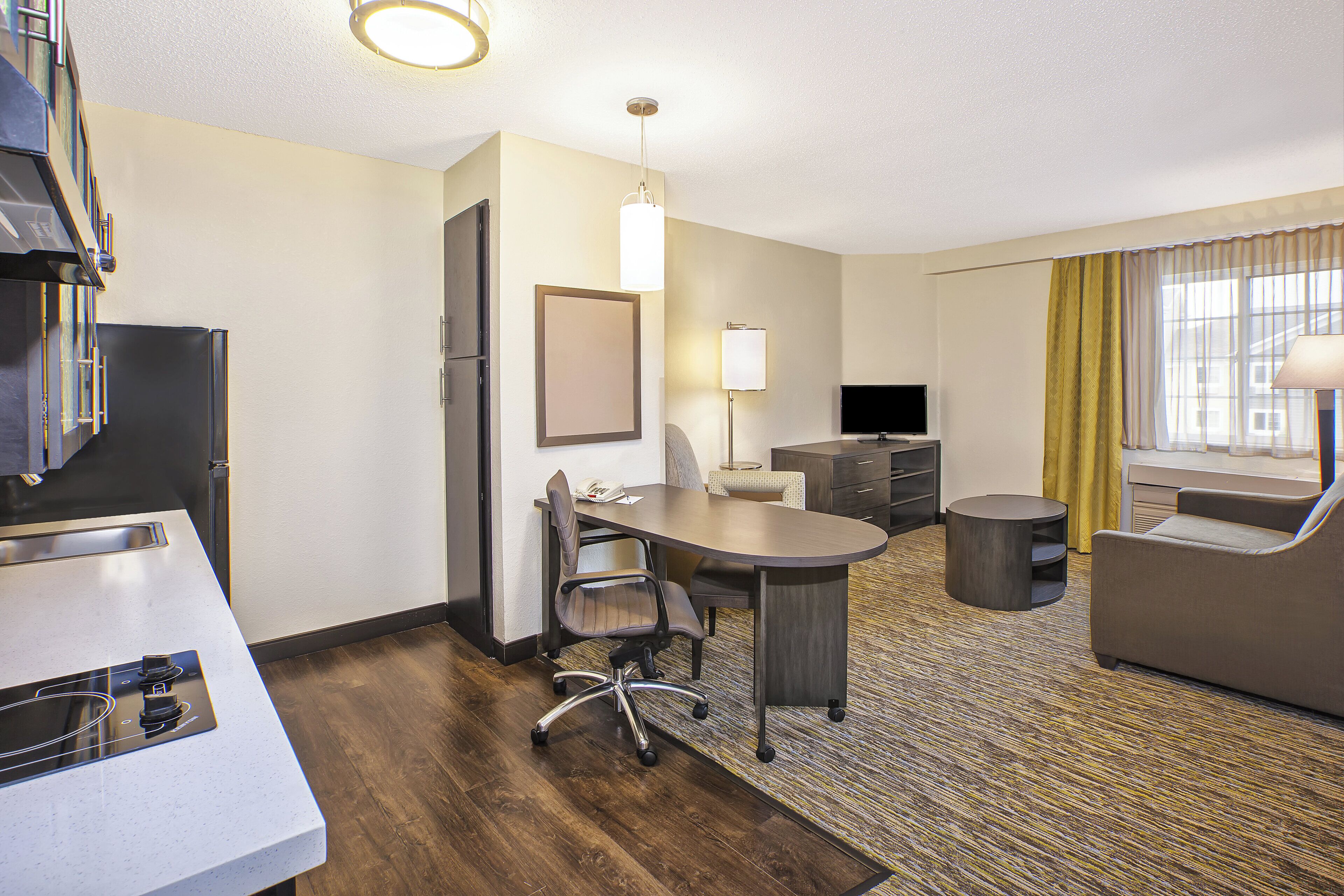 Photo - Candlewood Suites Indianapolis by IHG