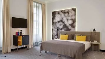 Executive kamer, 2 eenpersoonsbedden | Een minibar, een kluis op de kamer, een bureau, een laptopwerkplek