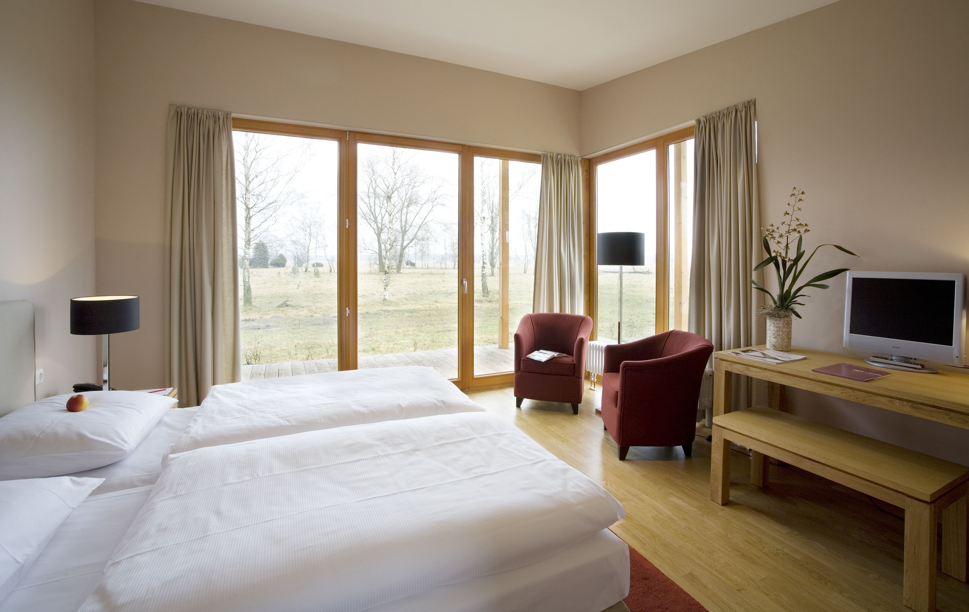 comfort double room single use | premium bedding, in-room safe, desk, iron/ironing board