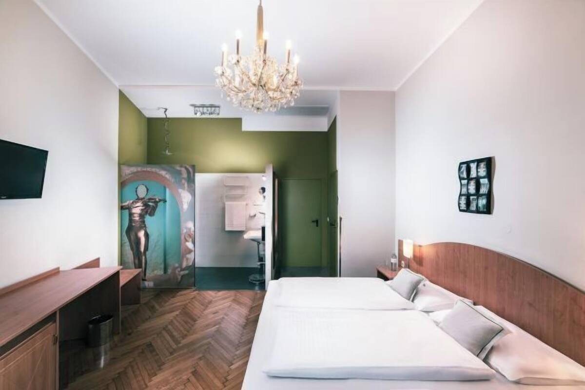 Cortinas blackout, sistema de insonorización y wifi gratis