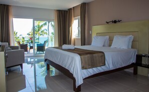 Comfort Ocean View Premium | Safe på rommet, skrivebord og skrivebord for bærbar PC