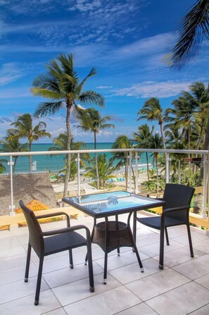Comfort Ocean View Premium | Balcon