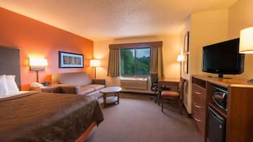 Habitación Deluxe, 1 cama Queen size, para no fumadores | Escritorio, cortinas blackout y tabla de planchar con plancha