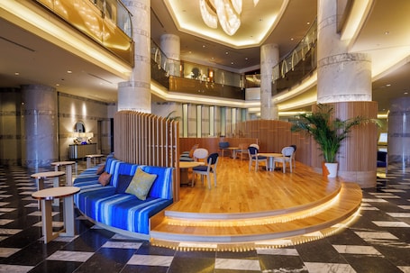 Lobby. JR Hotel Clement Takamatsu