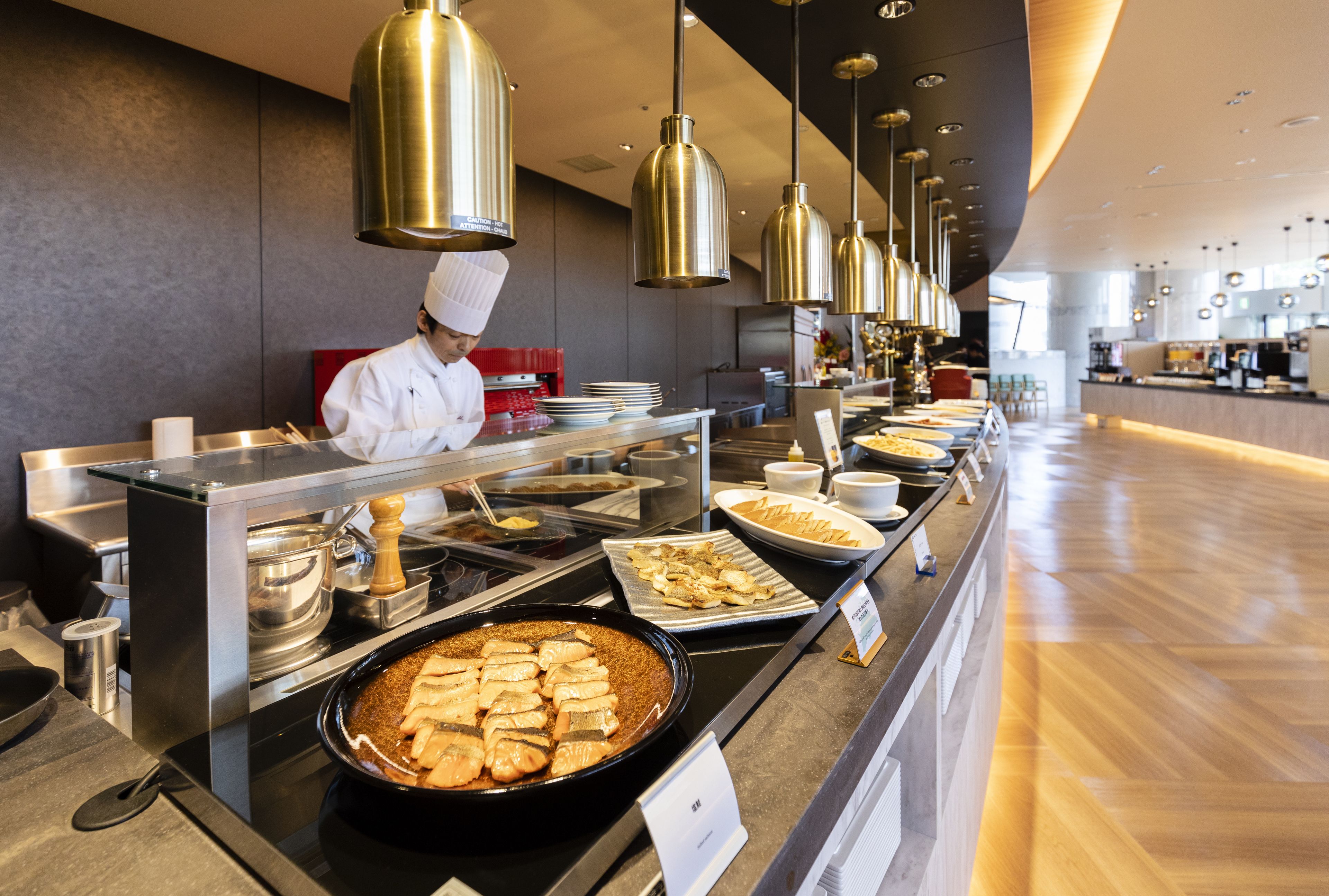 Daily buffet breakfast for a fee