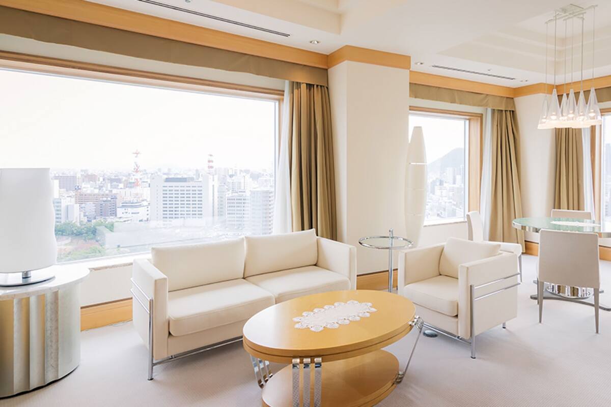 Suite Royal, no fumadores (78㎡) | Ropa de cama de alta calidad, edredones de plumas, caja fuerte