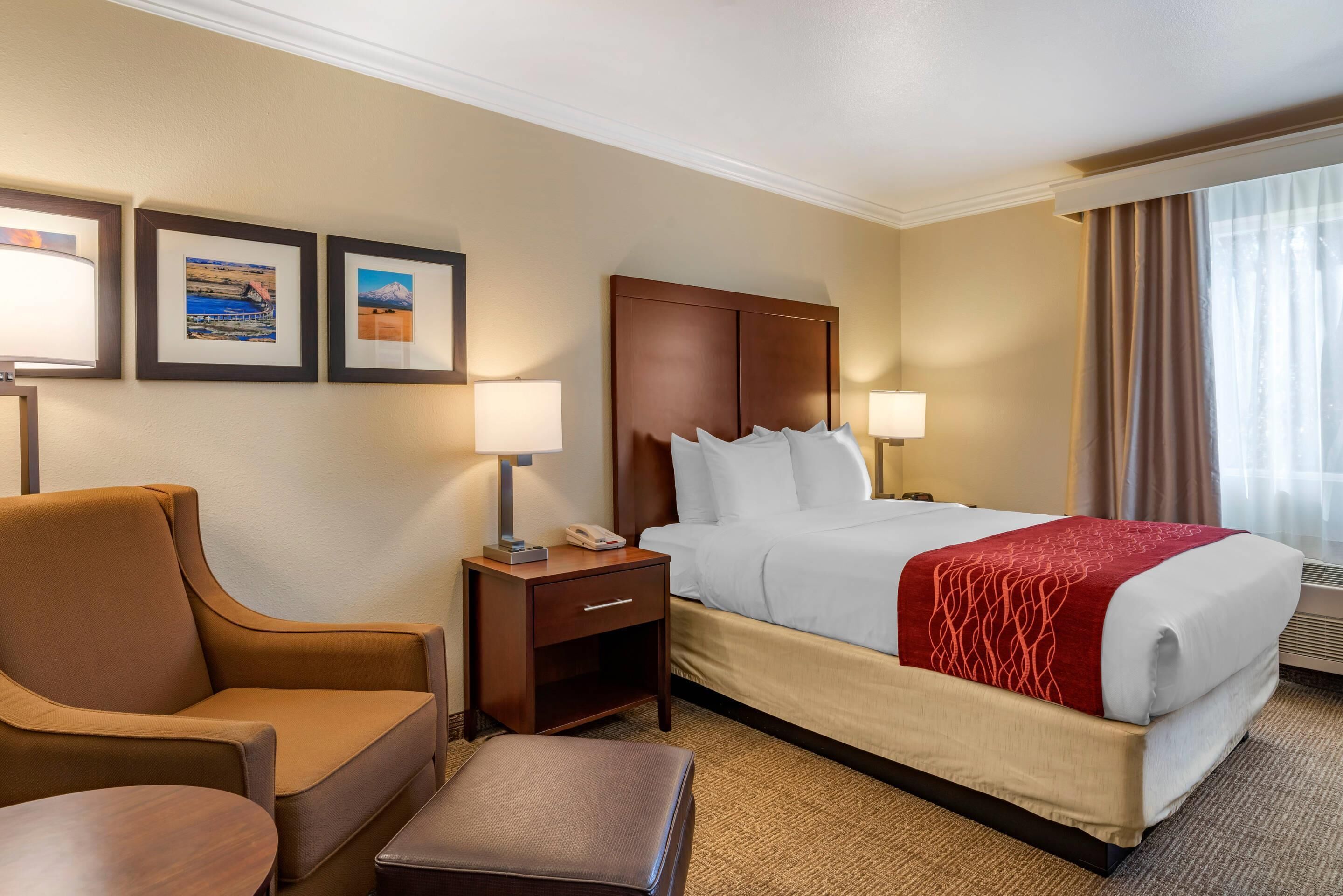 Rom – standard, 1 queensize-seng, ikke-røyk | Skrivebord, strykejern/-brett og barnesenger (inkludert)