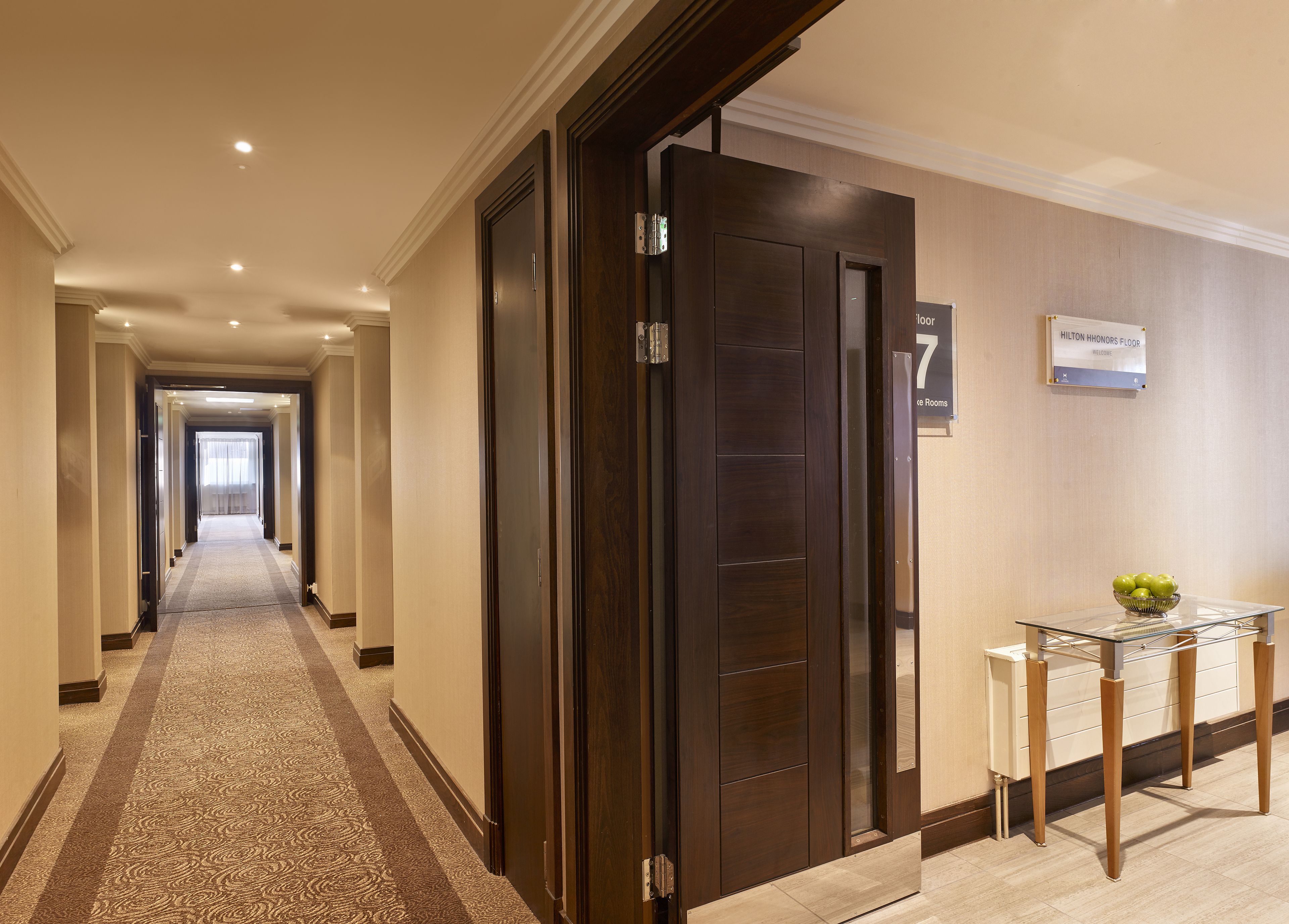 Foto - DoubleTree by Hilton Woking