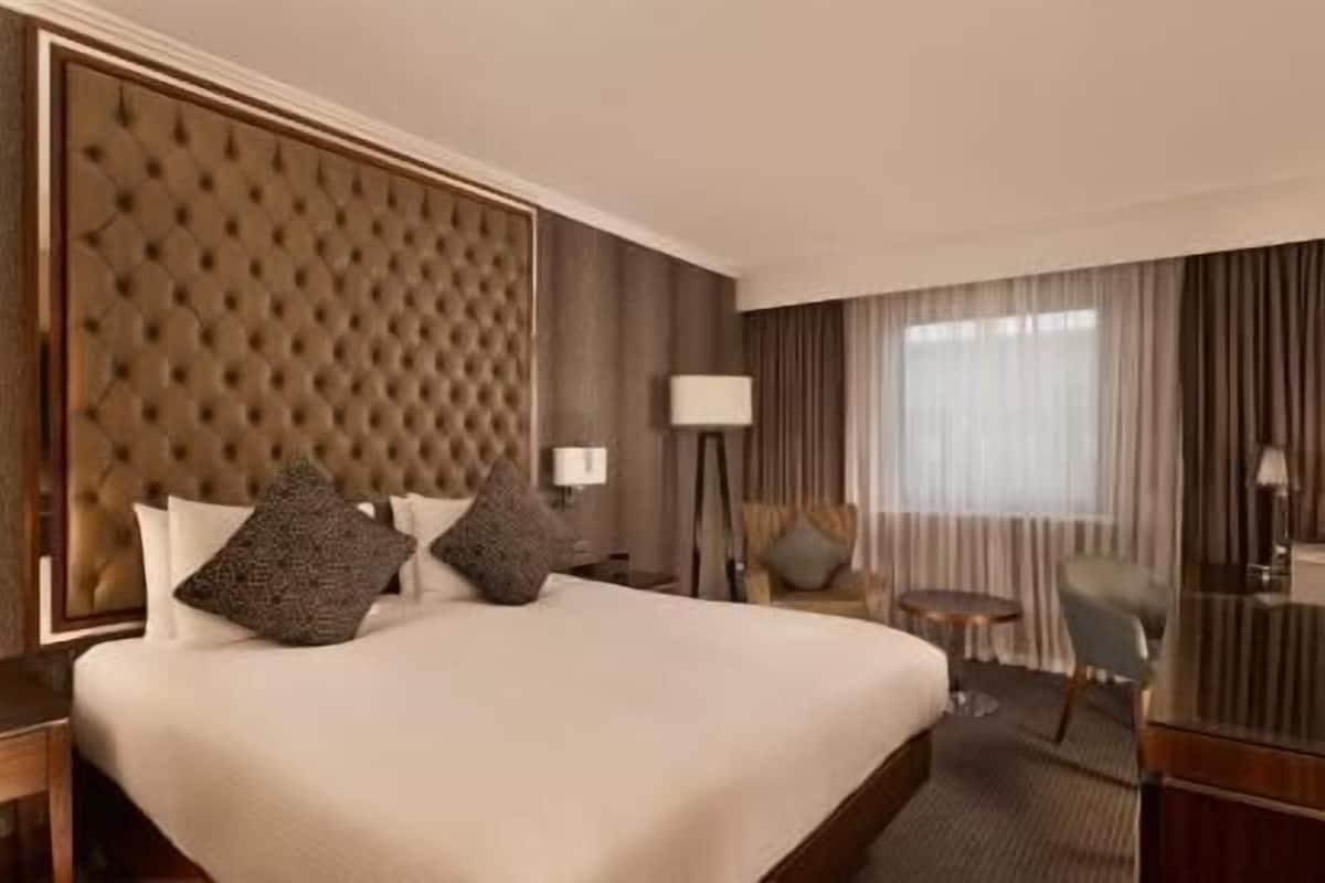 In-room safe, desk, blackout curtains, soundproofing