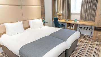 Room, 2 Single Beds | Desk, free cots/infant beds, free WiFi, bed sheets