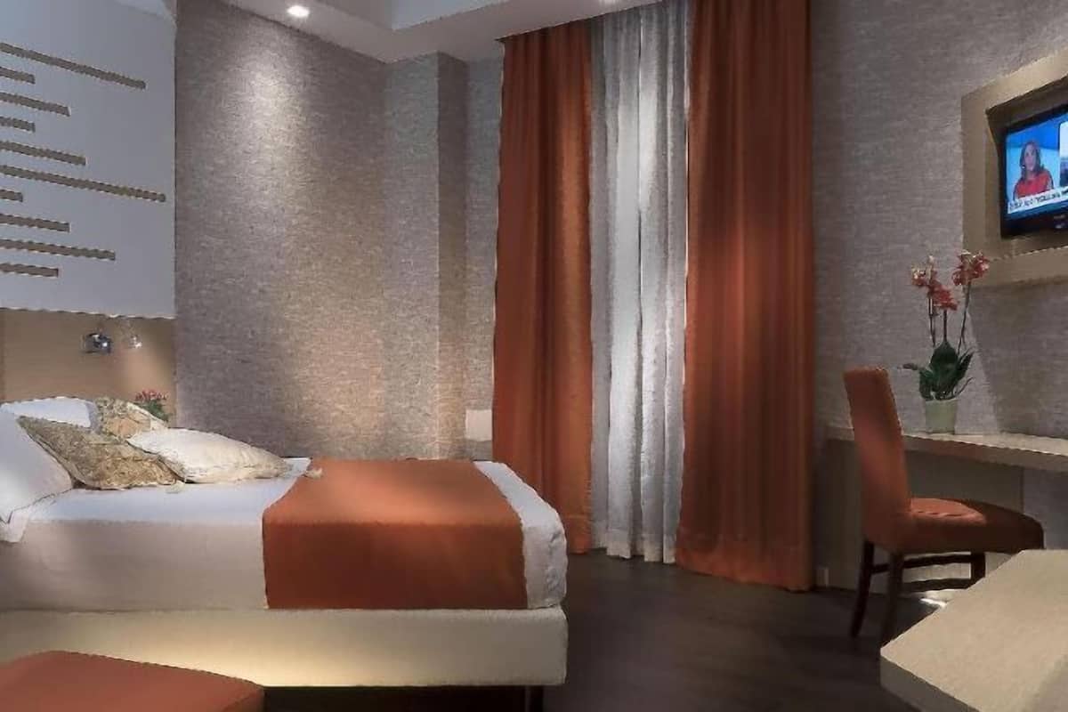 Ropa de cama de alta calidad, edredón y minibar