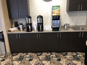 Free daily continental breakfast