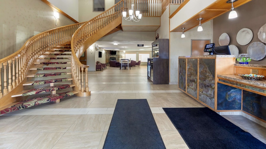 Best Western Grande Prairie Hotel & Suites