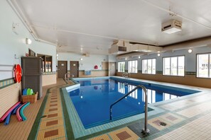 Piscine intérieure