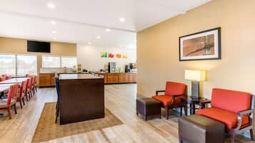 Free daily buffet breakfast