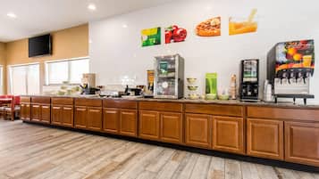 Free daily buffet breakfast