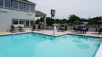 Seasonal outdoor pool