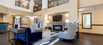 Comfort Suites