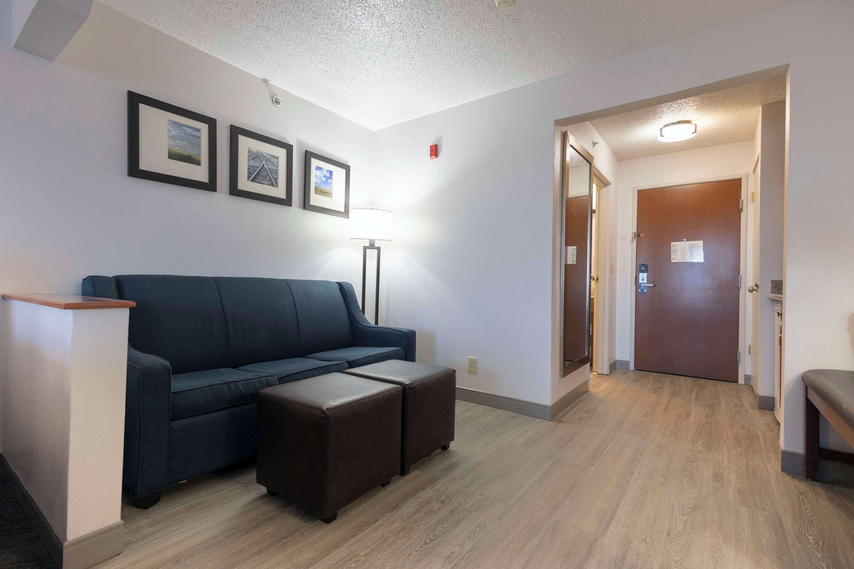 suite, 2 double beds, non smoking | desk, soundproofing, iron/ironing board, free cots/infant beds