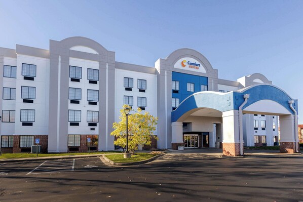 Exterior - Comfort Suites Springfield I-70 (Springfield)