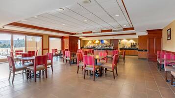 Free daily full breakfast