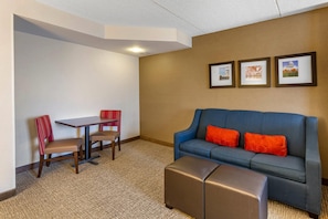Suite, 1 King Bed with Sofa bed, Non Smoking, Hot Tub - Comfort Suites Manassas Battlefield Park (Manassas)