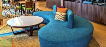 Fairfield Inn & Suites by Marriott Near Universal Orlando