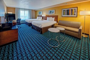 Hypo-allergenic bedding, desk, blackout curtains, iron/ironing board - Fairfield Inn & Suites by Marriott Near Universal Orlando (Orlando)