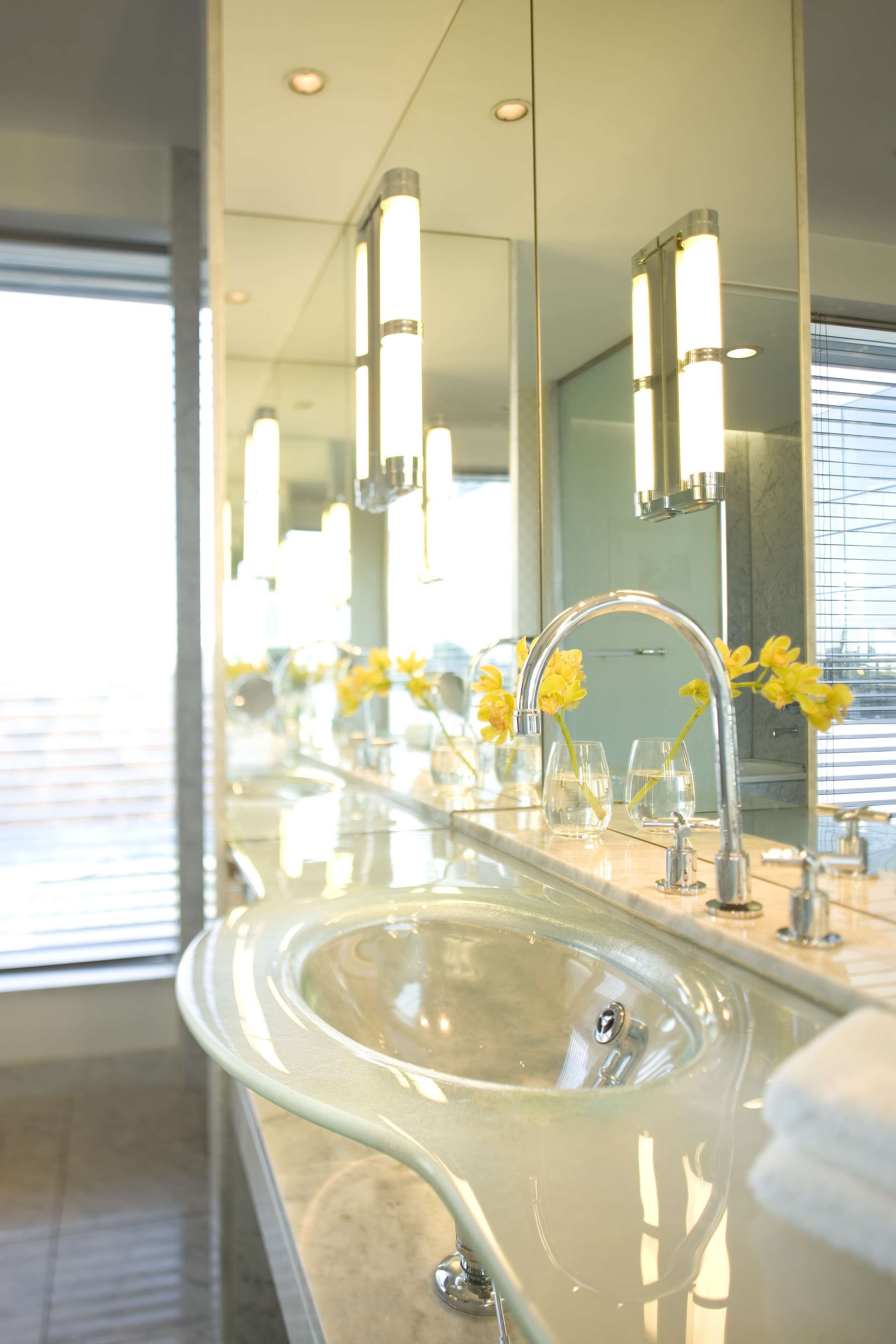 separate bathtub and shower, deep-soaking bathtub, hair dryer, bathrobes